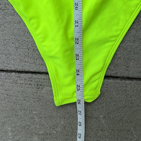 NWT Goodnight Macaroon Neon Green Cut-Out One-Piece Swimsuit Size Small - Picture 8 of 11